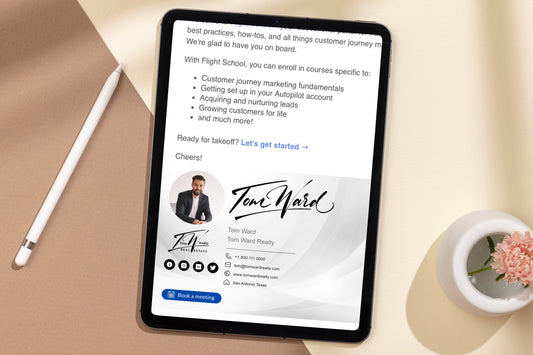 Padroneggiate l'arte della comunicazione professionale via e-mail con una firma forte. Distinguetevi dalla massa e lasciate un'impressione duratura.
