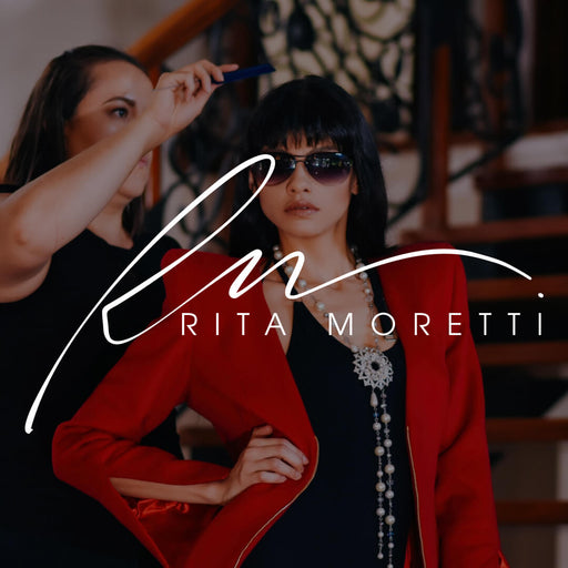 Handwritten 'Rita Moretti' logo with a person wearing sunglasses and a red jacket, while another person adjusts their hair, set against an indoor backdrop.