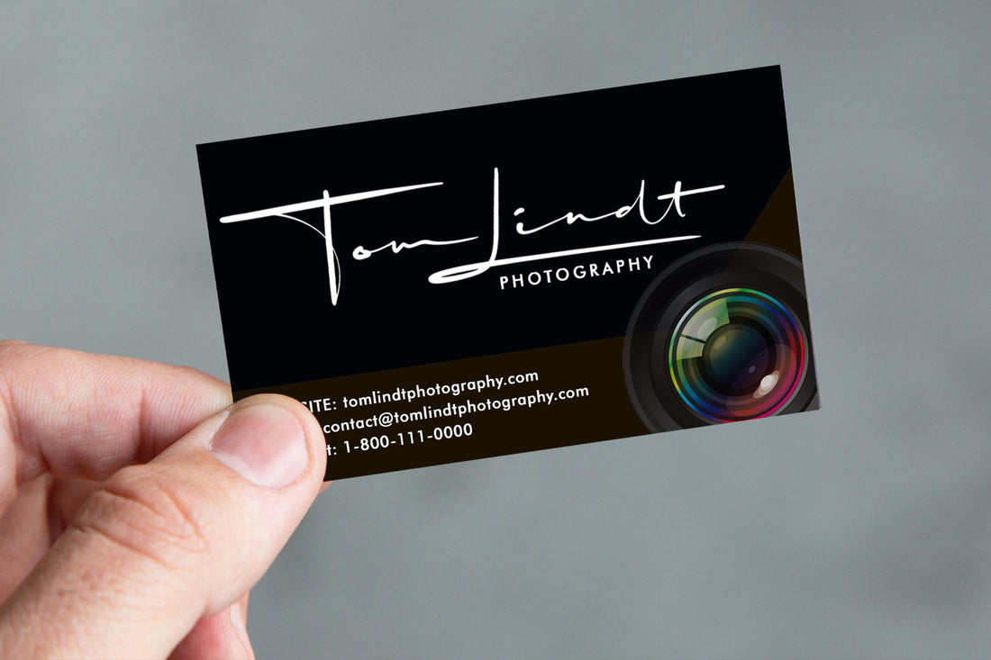 Mejora la presencia de tu marca y deja una impresión duradera en tus clientes potenciales con nuestra guía definitiva de tarjetas de visita de fotografía.