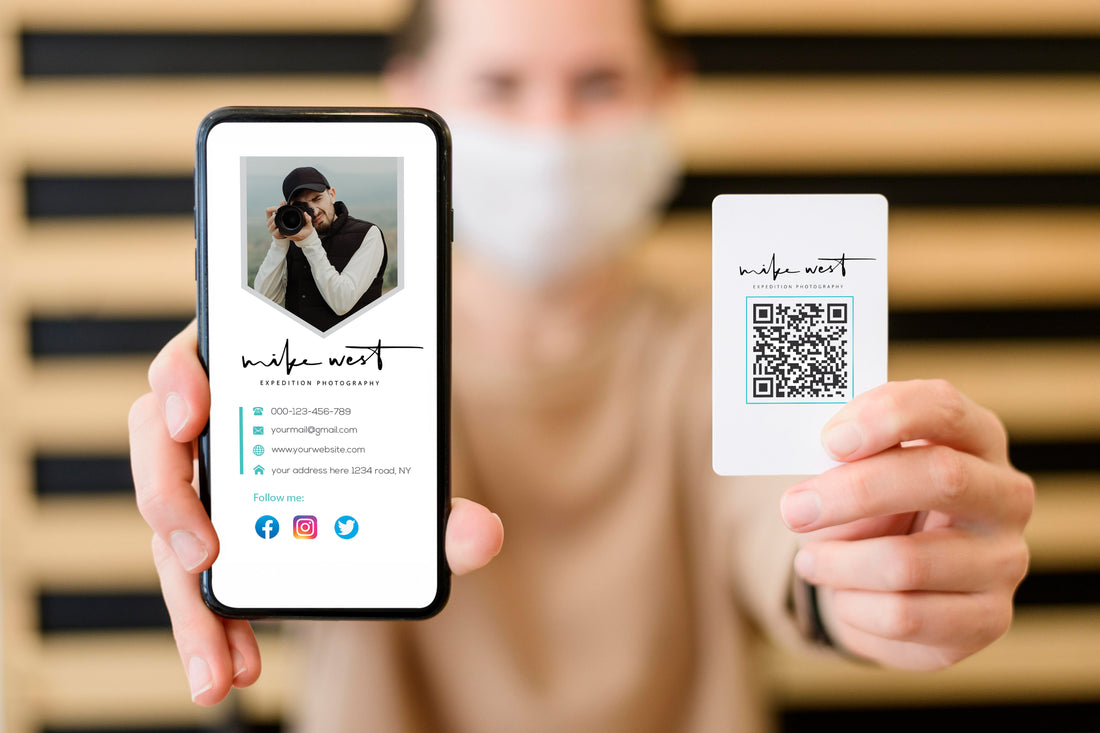 Discover the advantages and disadvantages of virtual business cards vs printed ones. Which option is better? Find out in this informative blog post.